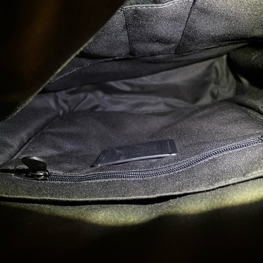 Coach Track Backpack In Signature Canvas - Picture 4 of 5